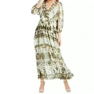 CALVIN KLEINTie-Dyed Maxi Dress. Size 2 Olive Green Tie Dye Fit & Flare Dress.